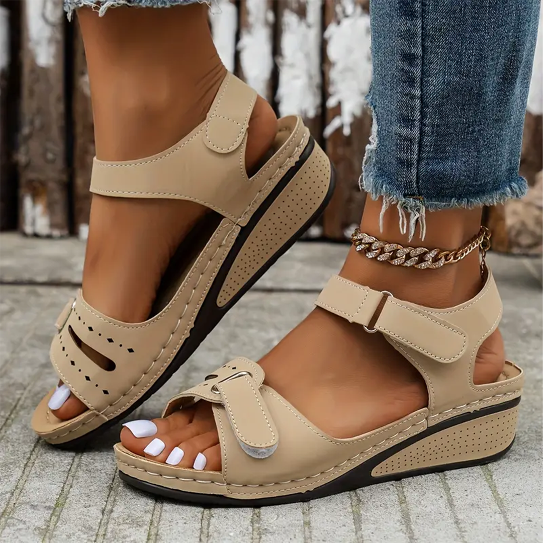 Klittenband Enkelsandalen Sleehak