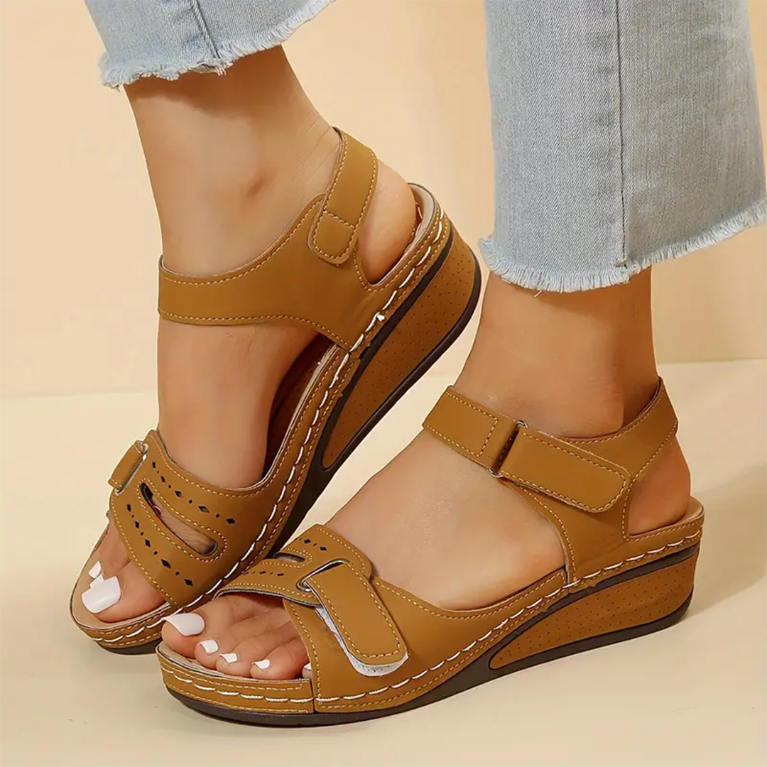 Klittenband Enkelsandalen Sleehak